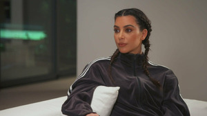 Vignette du programme télé L'incroyable famille Kardashian (Le dernier effort de Kim) S13 (4/14)