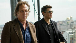 Vignette du programme télé Crossing Lines (Zone rouge) S2 (3/12)