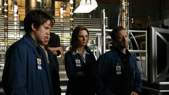 Vignette du programme télé Bones - Saison 3