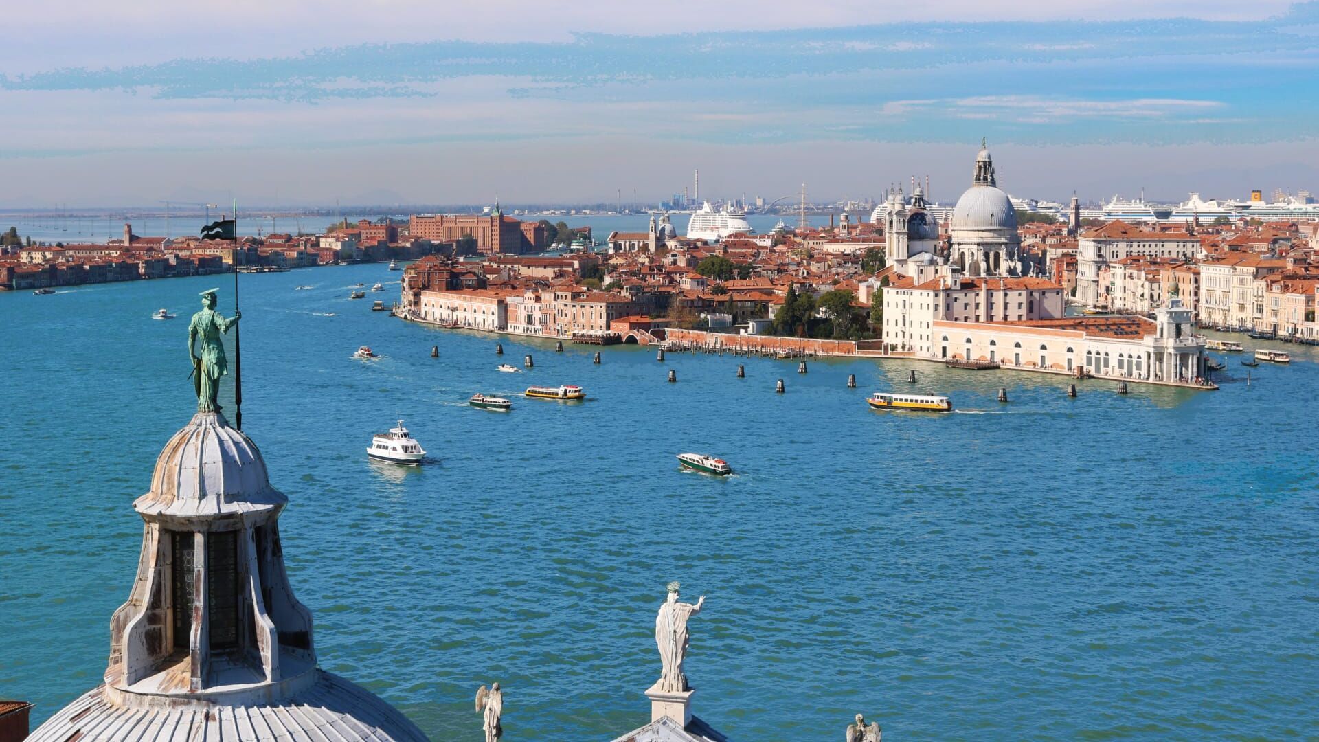 Vignette du programme télé Un jour ailleurs