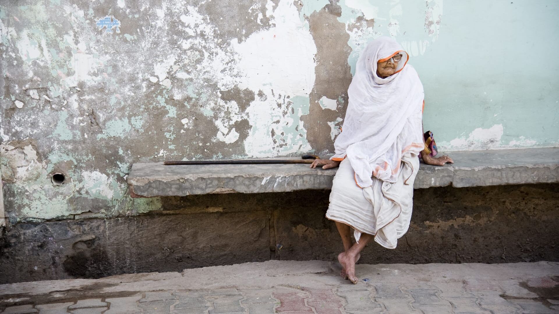 Vignette du programme télé Inde, la fête des couleurs : Un espoir pour les veuves