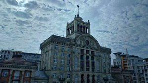 Vignette du programme télé Ceux qui restent (L'étoile de Kyiv) S1 (6/6)