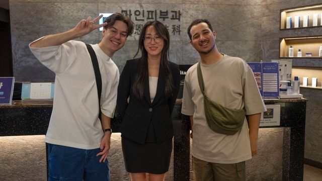 Vignette du programme télé Souvenirs - le fabuleux voyage de Seb et Sofyan - Saison 1