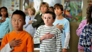 Vignette du programme télé The Middle (Convocation canapé) S3 (17/24)