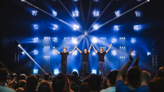 Vignette du programme télé Ferrari, Tsamere, Lecaplain : La Tournée du Trio