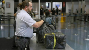 Vignette du programme télé Douanes sous haute surveillance S16 (9/20)