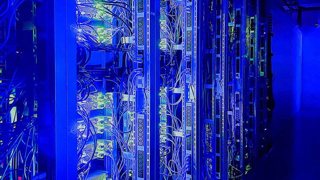 Vignette du programme télé Internet, un géant très vulnérable