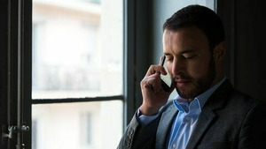 Vignette du programme télé Candice Renoir (Comme on fait son lit on se couche) S8 (10/10)