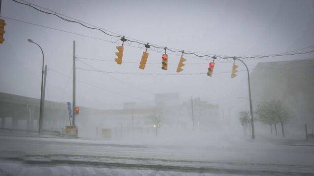 Vignette du programme télé Catastrophes naturelles : survivre au pire - Saison 1