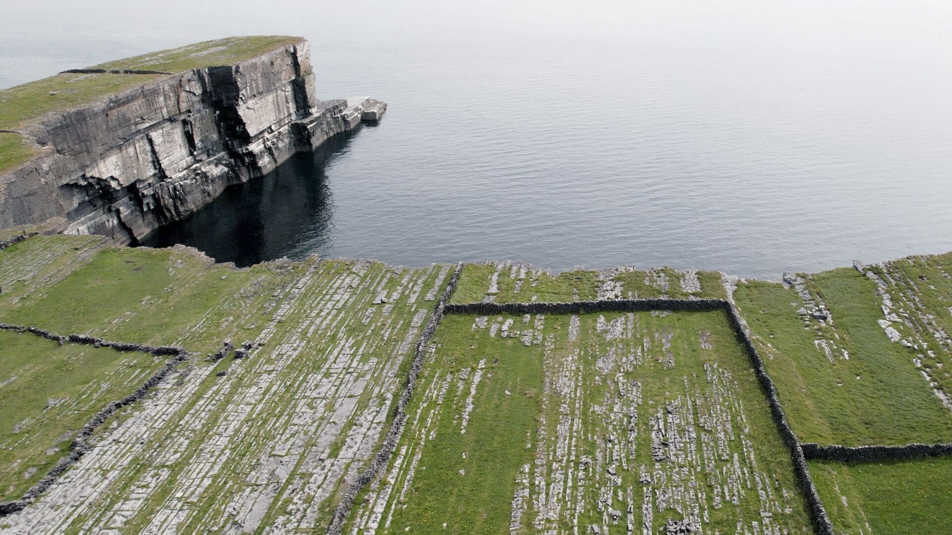 Vignette du programme télé L'histoire secrète des paysages