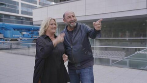 Vignette du programme télé Traquer l'invisible : Nos chercheurs face à la menace mondiale des virus et des bactéries