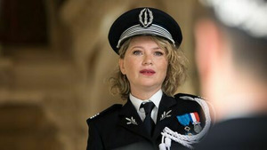 Vignette du programme télé Candice Renoir (Tout ce qui brille n'est pas d'or) S10 (4/6)