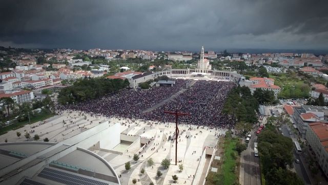 Vignette du programme télé L'énigme de Fatima : que nous cache le Vatican ?