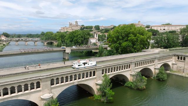 Vignette du programme télé Du canal du Midi aux volcans d'Auvergne