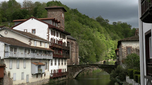 Vignette du programme télé Tourisme religieux, un marché sacré