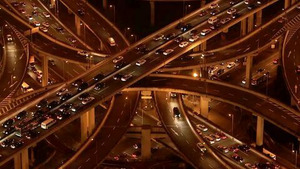 Vignette du programme télé Une brève histoire de l'automobile (Le génie humain) S1 (1/3)