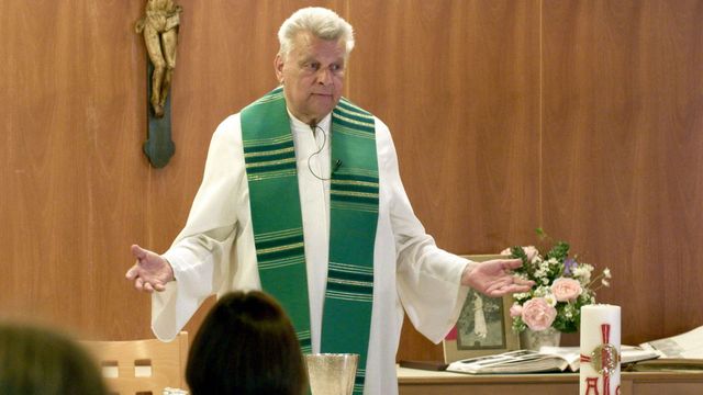 Vignette du programme télé Célibat des prêtres, le calvaire de l'Église