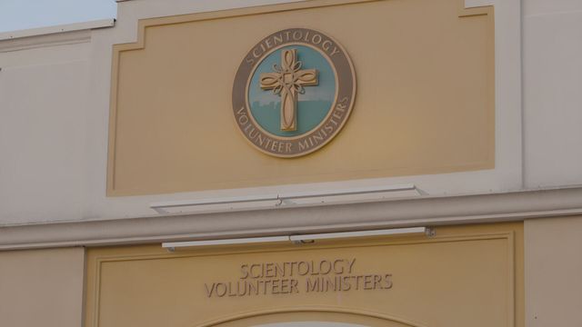 Vignette du programme télé Dans les secrets de la scientologie - La fin de l'omerta