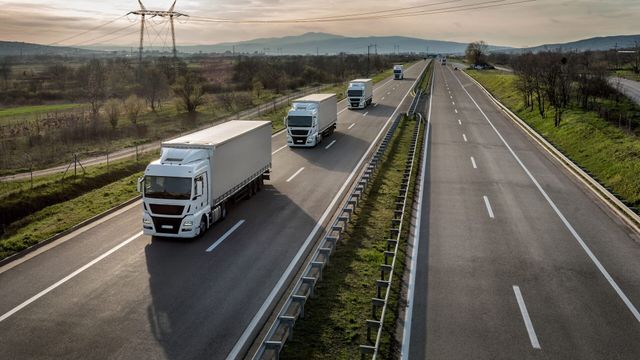 Vignette du programme télé Les routiers : profession chauffeur poids lourd - Saison 2