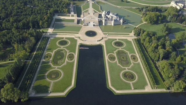 Vignette du programme télé Les secrets du château de Chantilly