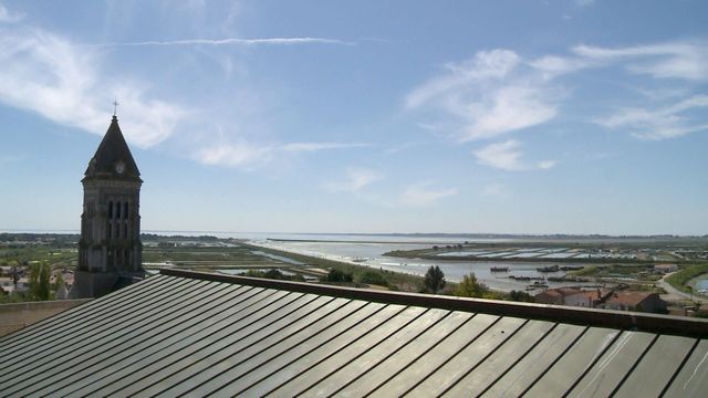 Vignette du programme télé Les carnets de Julie