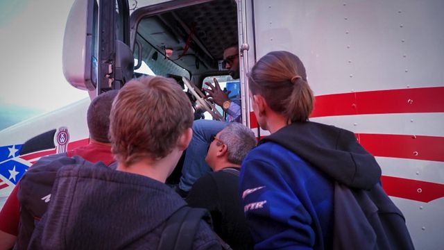 Vignette du programme télé Les routiers : profession chauffeur poids lourd - Saison 2