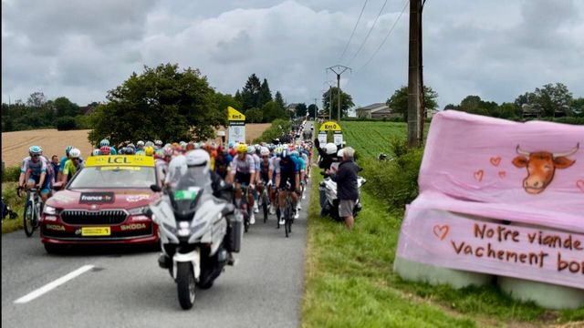 Vignette du programme télé Mon village à l'heure du Tour