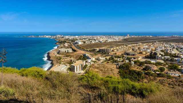 Vignette du programme télé Un jour ailleurs