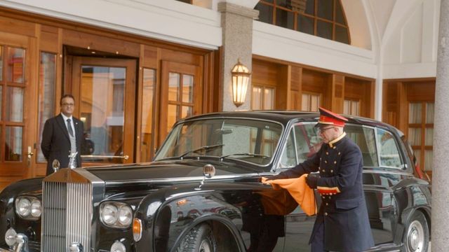 Vignette du programme télé Bienvenue à Saint-Moritz ! Luxe, neige et glisse