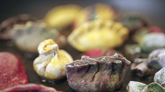 Vignette du programme télé Voyage gourmand