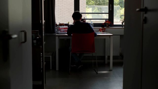 Vignette du programme télé 20 ans le plus bel âge de la vie