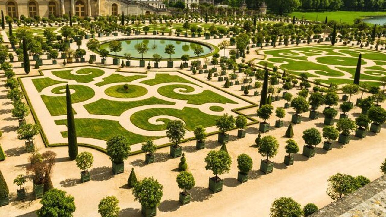 Vignette du programme télé Versailles : Les secrets d'un chantier monumental