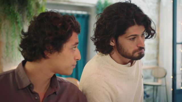 Vignette du programme télé Ici tout commence - Saison 6