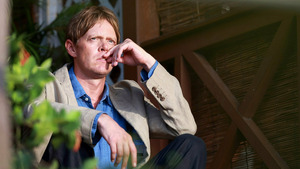 Vignette du programme télé Meurtres au paradis (Une mort rock'n'roll) S4 (5/8)