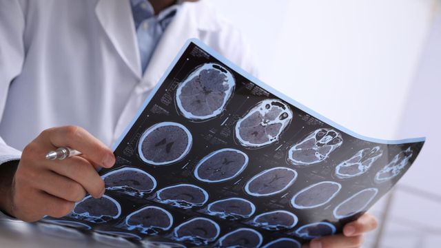 Vignette du programme télé Diagnostic : sclérose en plaques