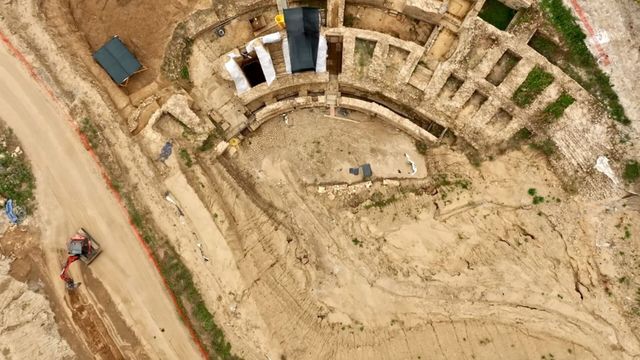 Vignette du programme télé Le Colisée - Les arènes du pouvoir - Saison 1