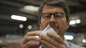 Vignette du programme télé Grands reportages S10