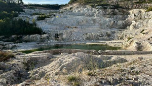 Vignette du programme télé Le monde de Jamy (Voiture, avion, climat : peut-on encore voyager ?)