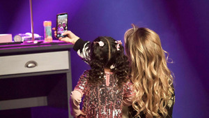 Vignette du programme télé Caroline Marx : GirlPower