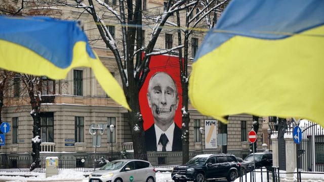 Vignette du programme télé La Lettonie s'arme contre Poutine