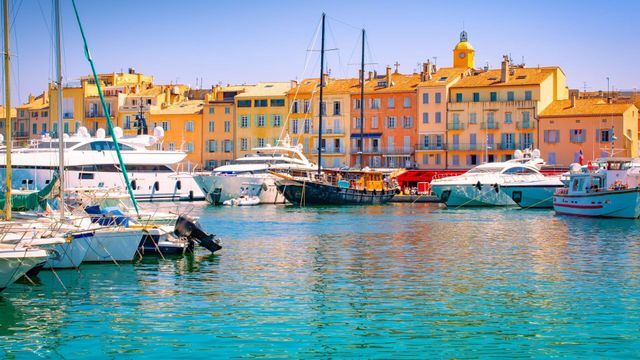 Vignette du programme télé Un jour ailleurs