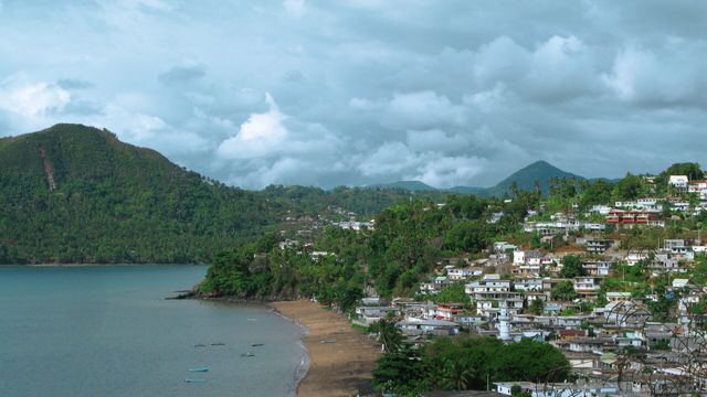 Vignette du programme télé Un jour ailleurs