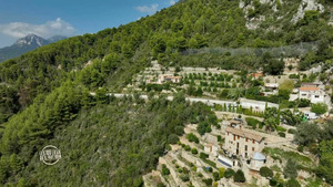Vignette du programme télé Les 100 lieux qu'il faut voir (Les 3 corniches de la French Riviera) S11 (6/8)