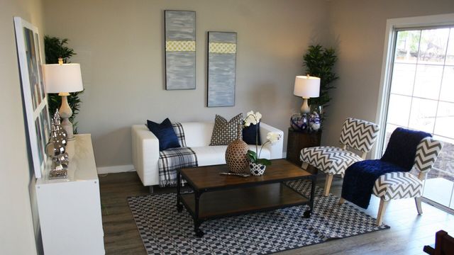 Vignette du programme télé Les rois de la réno - Saison 5