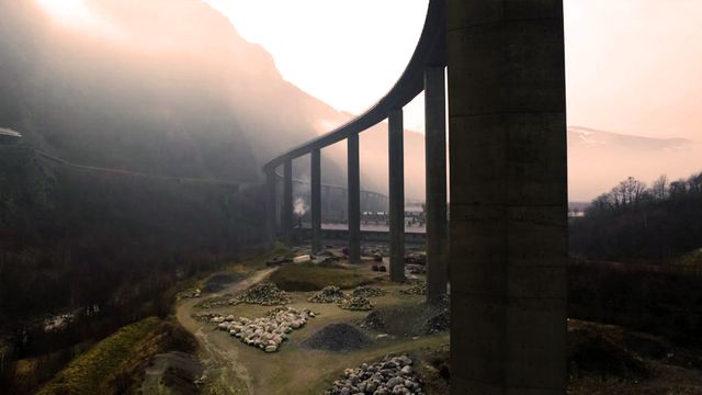 Vignette du programme télé L'A40, l'autoroute des titans