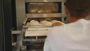 Vignette du programme télé Grands reportages S10