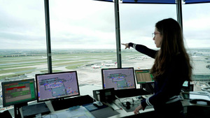 Vignette du programme télé Paris CDG : le plus grand aéroport d'Europe