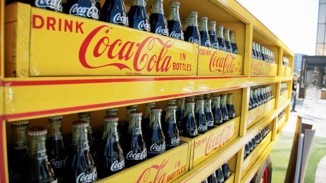 Vignette du programme télé La folle histoire de Coca-Cola