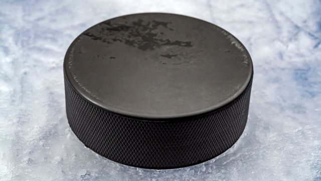 Vignette du programme télé Short track. Hockey sur glace