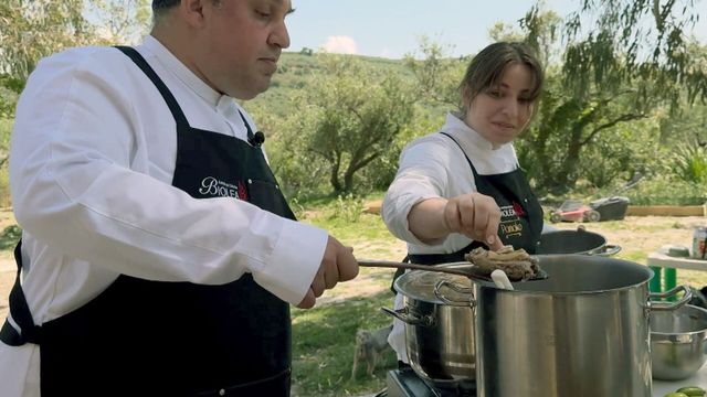 Vignette du programme télé Voyage en cuisine